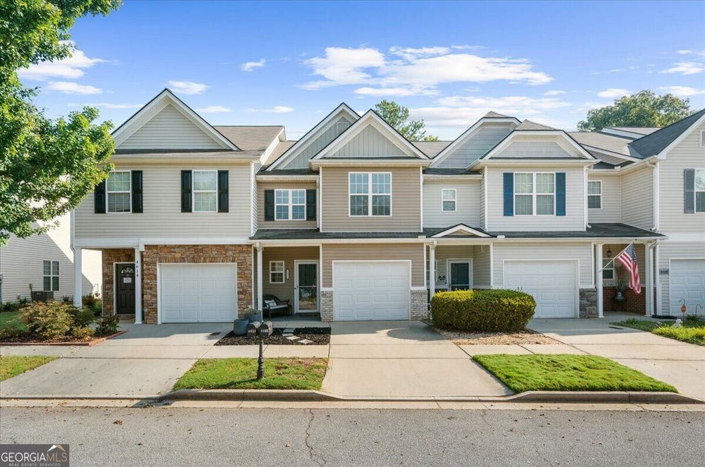 4612 Beacon Ridge Lane, Flowery Branch, GA 30542 — photo 2