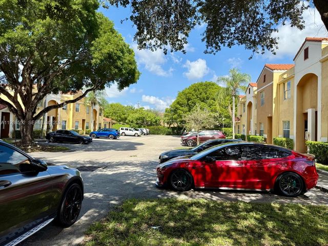 3872 NW 90th Ave 3872, Sunrise, FL 33351