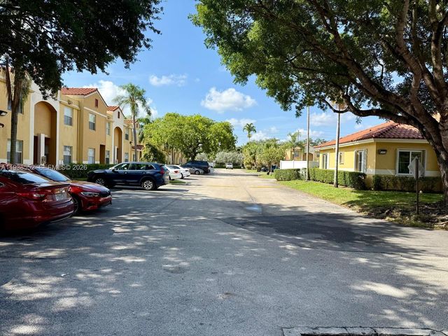 3872 NW 90th Ave 3872, Sunrise, FL 33351