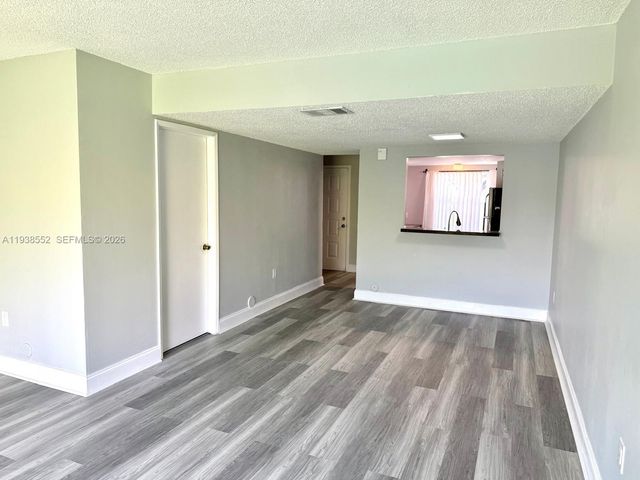 3872 NW 90th Ave 3872, Sunrise, FL 33351