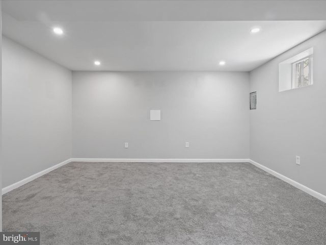 610 GALVESTON PL SE, Washington, DC 20032