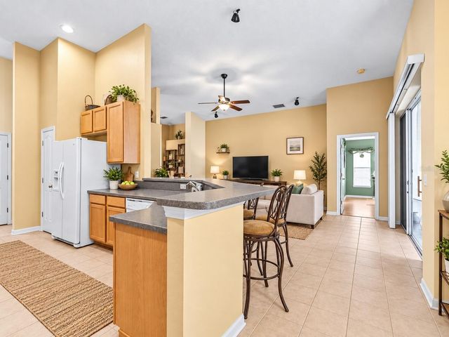 7113 CROMWELL PARK LANE, Apollo Beach, FL 33572