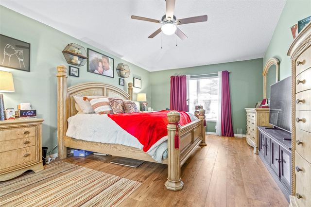 7113 CROMWELL PARK LANE, Apollo Beach, FL 33572