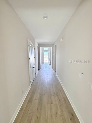 1084 White Water Dr, Hardeeville, SC 29927