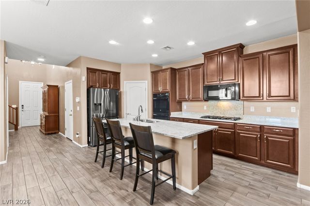6245 Hambledon Hill Road, Las Vegas, NV 89113