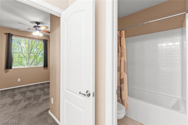 6245 Hambledon Hill Road, Las Vegas, NV 89113