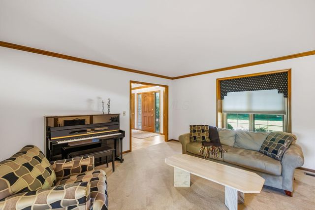 145 Valley Run Drive, Powell, OH 43065
