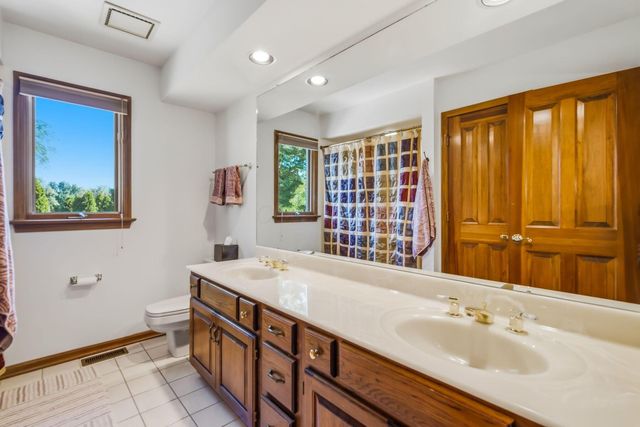 145 Valley Run Drive, Powell, OH 43065