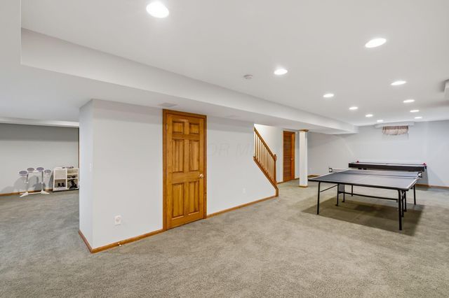 145 Valley Run Drive, Powell, OH 43065