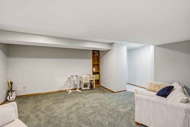 145 Valley Run Drive, Powell, OH 43065