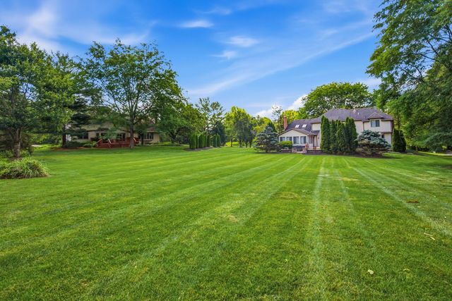 145 Valley Run Drive, Powell, OH 43065