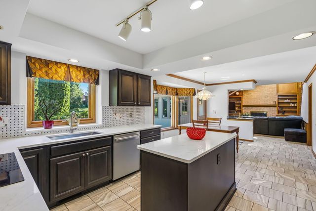 145 Valley Run Drive, Powell, OH 43065