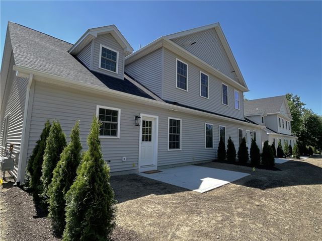 11 Fieldstone Way 11, Johnston, RI 02919