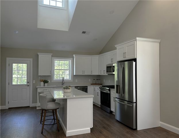 11 Fieldstone Way 11, Johnston, RI 02919