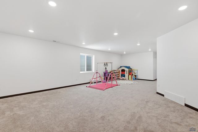 24024 BRIDLE RIDGE RD, Rapid City, SD 57701