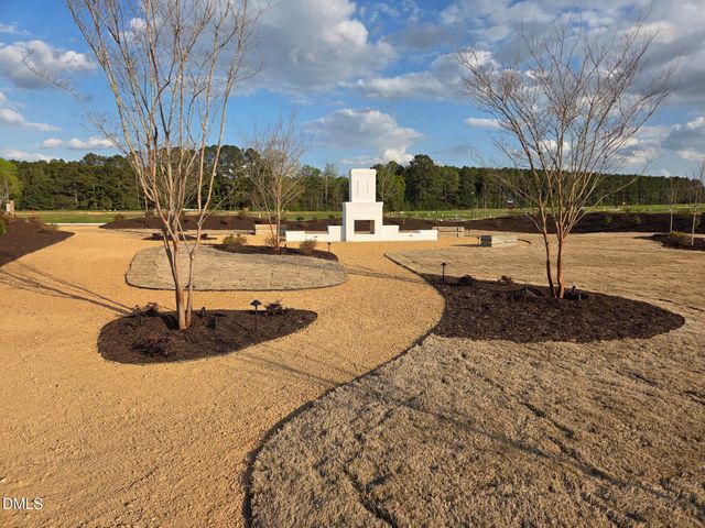 86 Floating Bridge Trail, Lillington, NC 27546