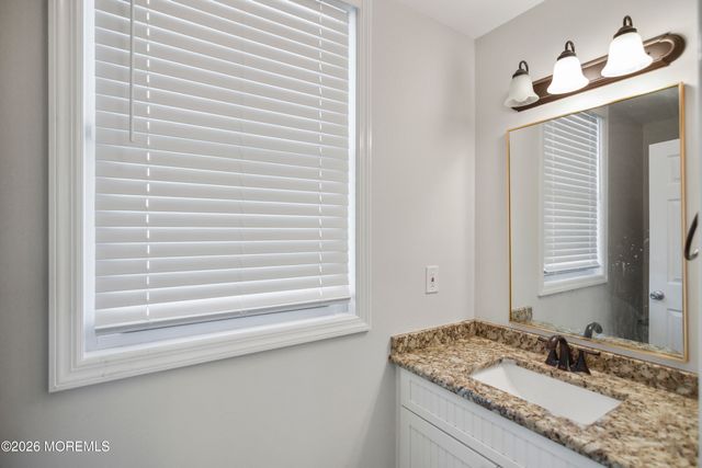 108 Morris Avenue, Belford, NJ 07718