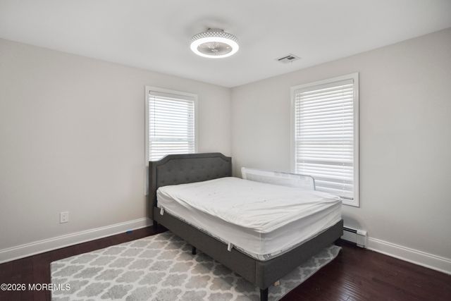 108 Morris Avenue, Belford, NJ 07718