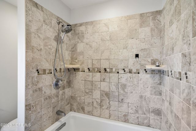 108 Morris Avenue, Belford, NJ 07718