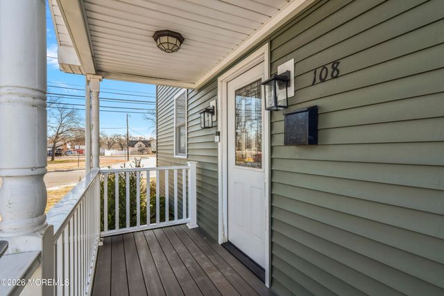 108 Morris Avenue, Belford, NJ 07718