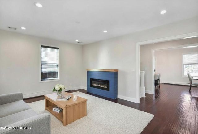 108 Morris Avenue, Belford, NJ 07718