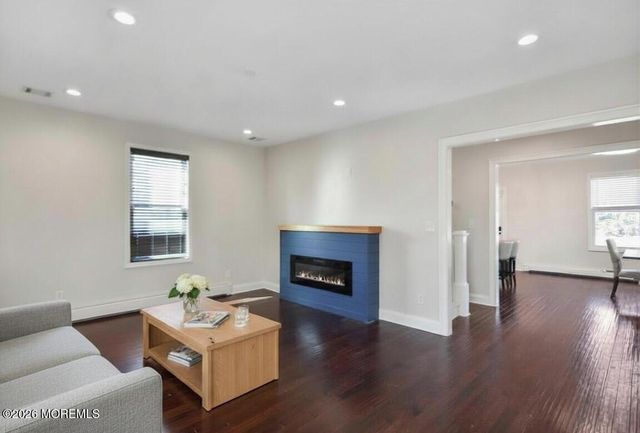 108 Morris Avenue, Belford, NJ 07718