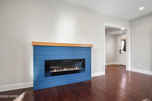 108 Morris Avenue, Belford, NJ 07718