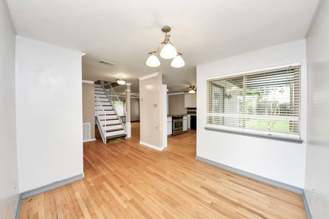 4900 Sandalwood Circle, Baytown, TX 77521