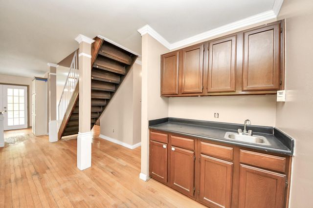 4900 Sandalwood Circle, Baytown, TX 77521