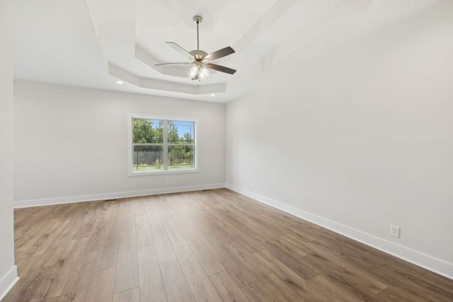 1630 Parchman Rd, Clarksville, TN 37040