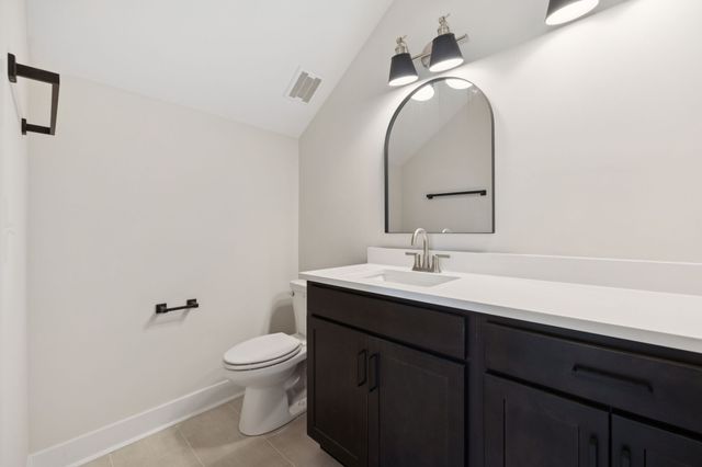 1630 Parchman Rd, Clarksville, TN 37040