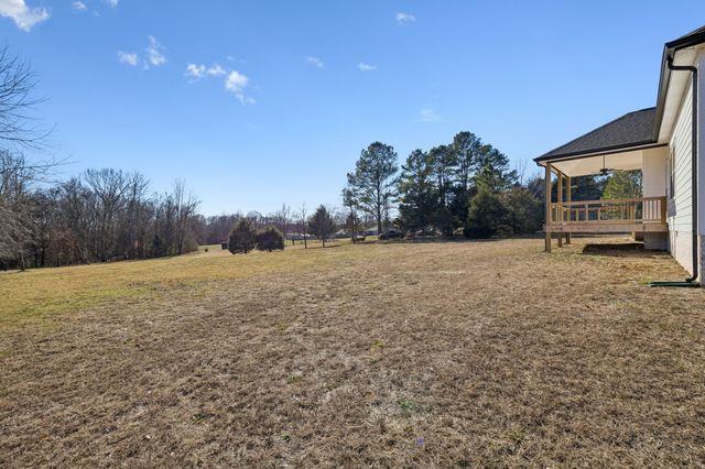 1630 Parchman Rd, Clarksville, TN 37040