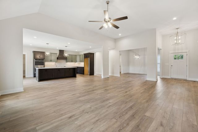 1630 Parchman Rd, Clarksville, TN 37040