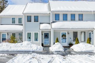 67 Bourn Brk Apt 53, Manchester, VT 05255