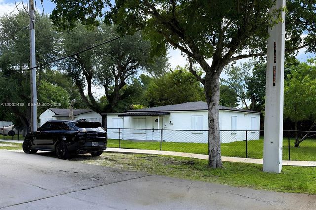 14215 NE 9th Ave 14215, North Miami, FL 33161