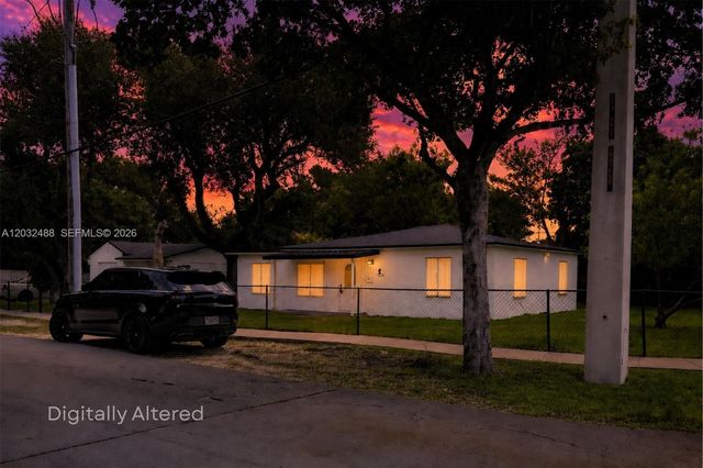 14215 NE 9th Ave 14215, North Miami, FL 33161