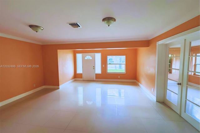 14215 NE 9th Ave 14215, North Miami, FL 33161