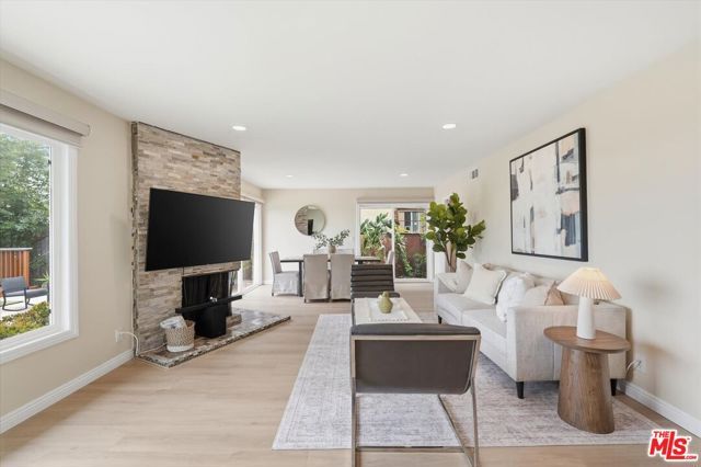 4540 Wawona Street, Los Angeles, CA 90065