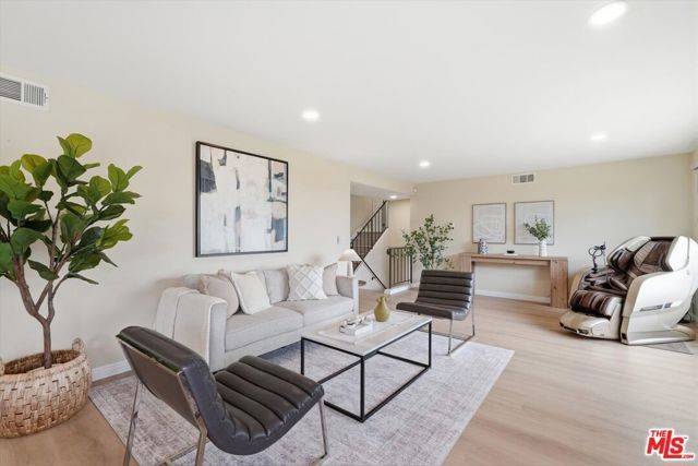4540 Wawona Street, Los Angeles, CA 90065