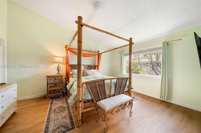 13214 NW 7th Dr, Plantation, FL 33325