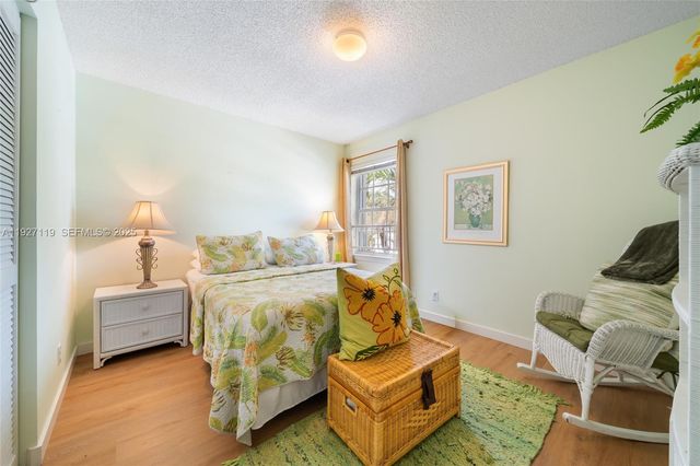 13214 NW 7th Dr, Plantation, FL 33325