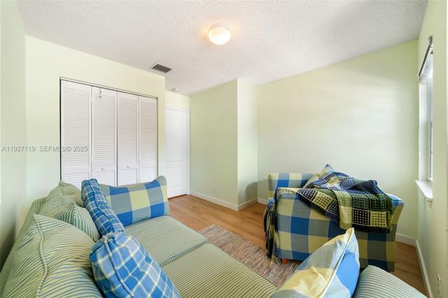 13214 NW 7th Dr, Plantation, FL 33325