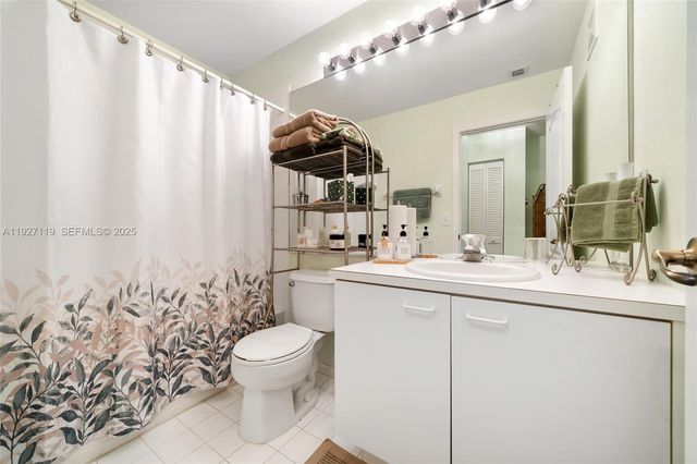 13214 NW 7th Dr, Plantation, FL 33325