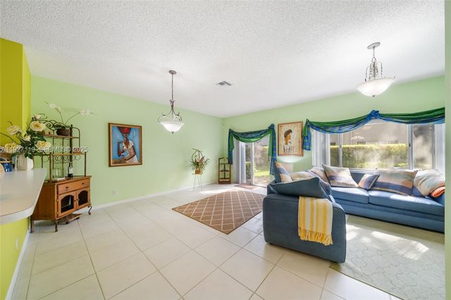 13214 NW 7th Dr, Plantation, FL 33325