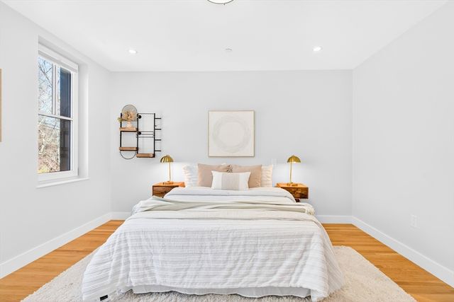 52 Fisher Ave 302, Boston, MA 02120