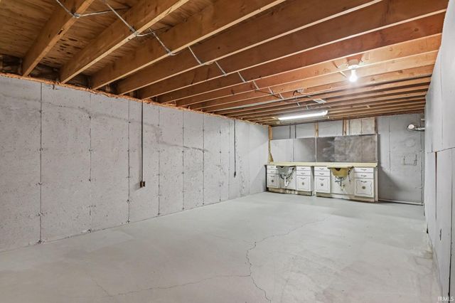17971 Darden Road, South Bend, IN 46635