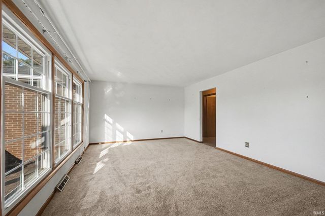 17971 Darden Road, South Bend, IN 46635