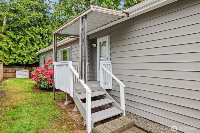 19604 129th Avenue NE, Bothell, WA 98011