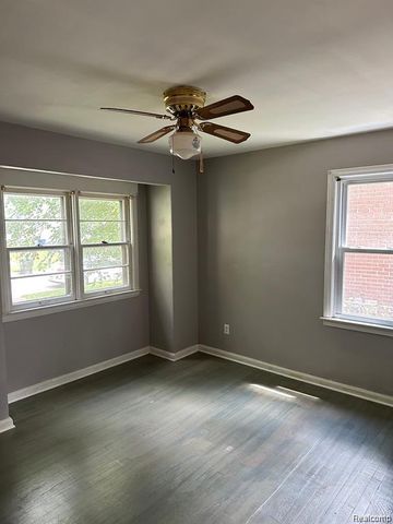 18863 Olympia, Redford, MI 48240