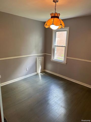 18863 Olympia, Redford, MI 48240